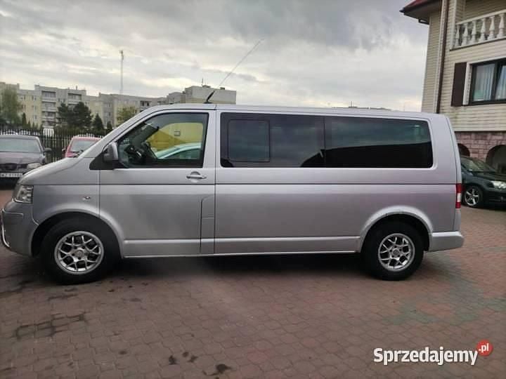 Używany VW Caravelle R 2009 Minivan