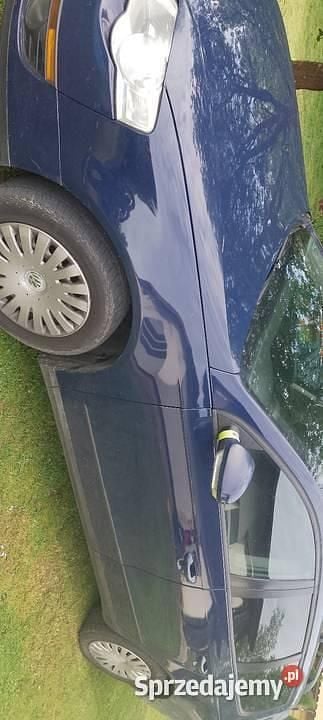 Fioletowy Używany 2007 VW Passat Sedan/Limuzyna | 5200 zł (Dobra cena) - Obraz 1/4