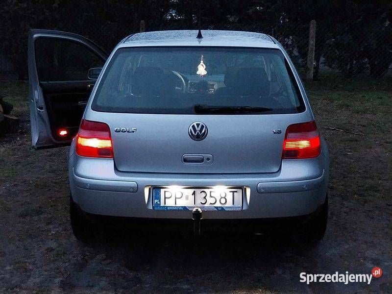 Używany VW Golf IV 2003 Srebrny Hatchback