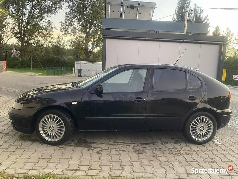 Czarny Używany 2002 Seat Leon Hatchback | 8500 zł (Uczciwa cena) - Obraz 1/4