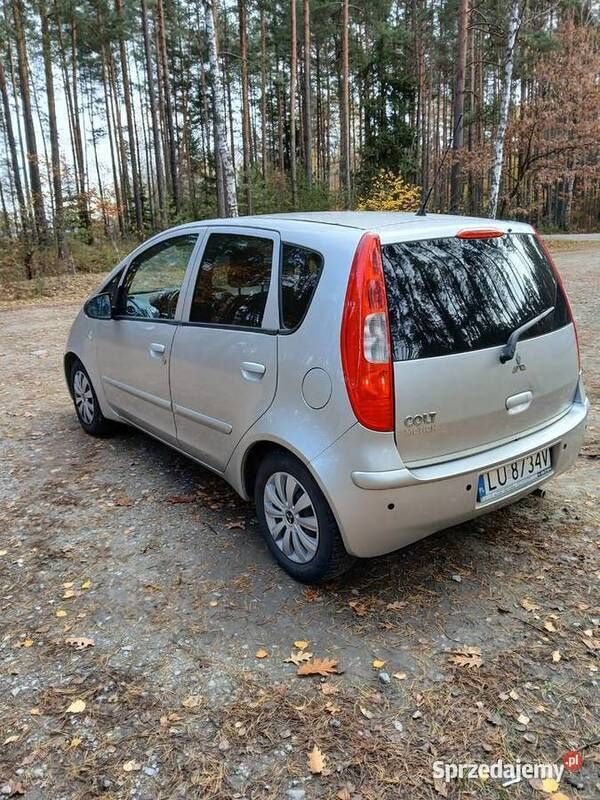 Używany Mitsubishi Colt 95 KM (69 kW) 2006 Srebrny Hatchback