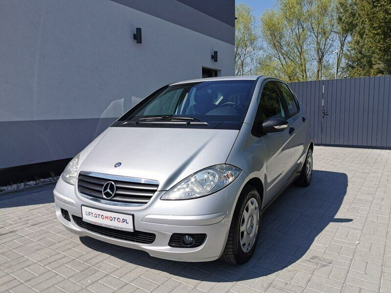 Używany Mercedes A150 95 KM (69 kW) 2007 Srebrny Hatchback