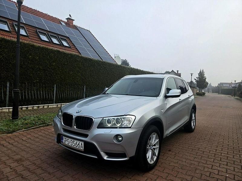 Srebrny (metalik) Używany 2011 BMW X3 SUV | 39 900 zł (Dość drogi) - Obraz 1/4