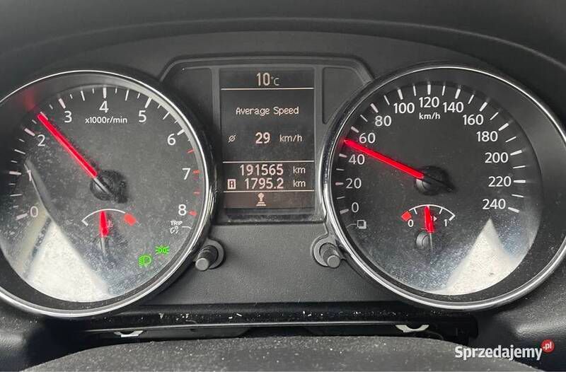 Bordowy Używany 2013 Nissan Qashqai +2 SUV | 36 000 zł (Uczciwa cena) - Obraz 1/4