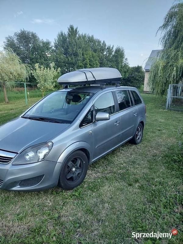 Używany 2010 Opel Zafira Minivan | 4500 zł (Dobra cena) - Obraz 1/2