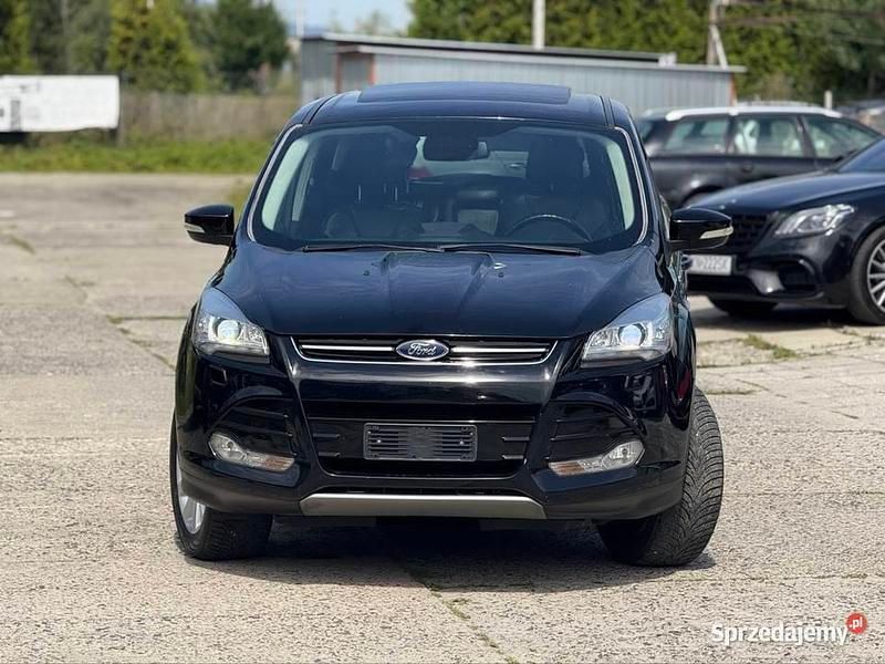 Czarny Używany 2016 Ford Kuga SUV | 59 900 zł (Uczciwa cena) - Obraz 1/4