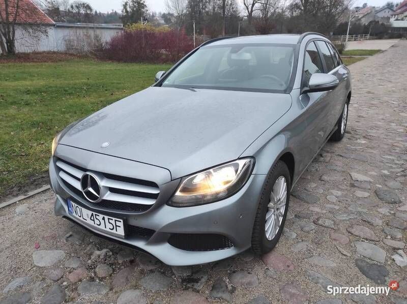 Używany 2015 Mercedes C180 | 47 999 zł (Dobra cena) - Obraz 1/4