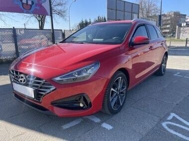 Czerwony Używany 2022 Hyundai i30 Kombi | 75 900 zł (Uczciwa cena) - Obraz 1/4