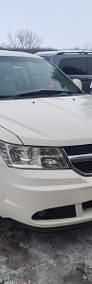 Używany Dodge Journey 140 KM (102 kW) 2009 Biały SUV