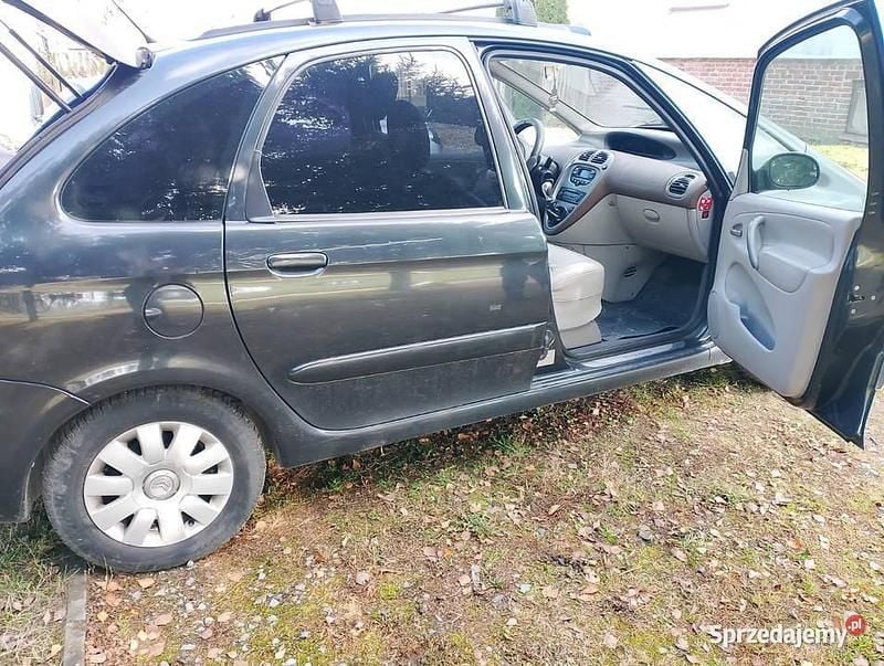 Używany 2004 Citroën Xsara Picasso Minivan | 3000 zł (Uczciwa cena) - Obraz 1/3