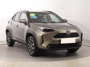 Brązowy Używany 2023 Toyota Yaris Cross SUV | 106 999 zł (Uczciwa cena) - Obraz 1/4