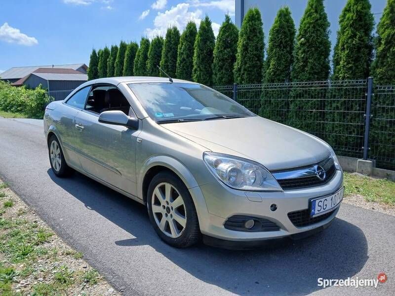 Srebrny Używany 2008 Opel Astra Cabriolet Kabriolet | 6900 zł - Obraz 1/4