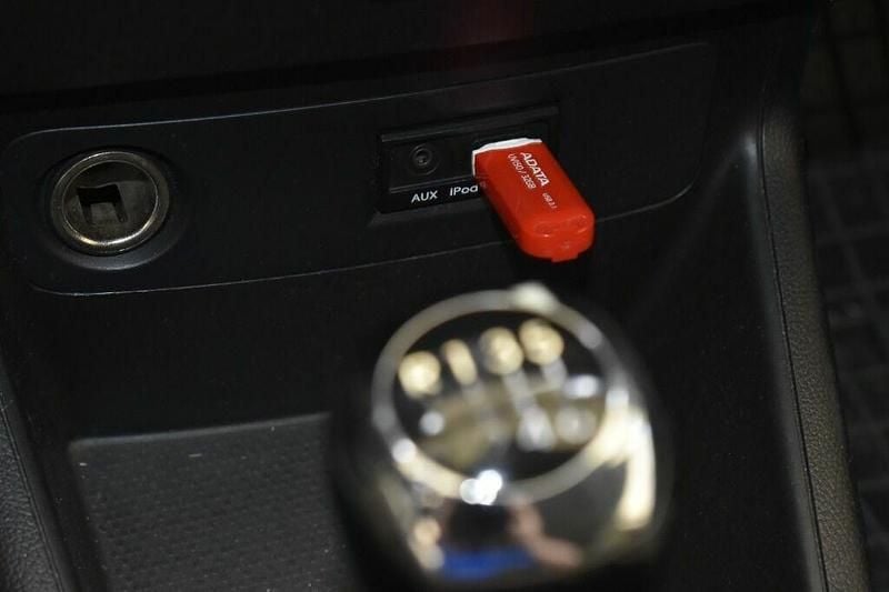 Używany Hyundai i20 116 KM (85 kW) 2010 Szary Hatchback