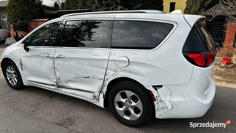 Używany Chrysler Pacifica 2020 Biały SUV