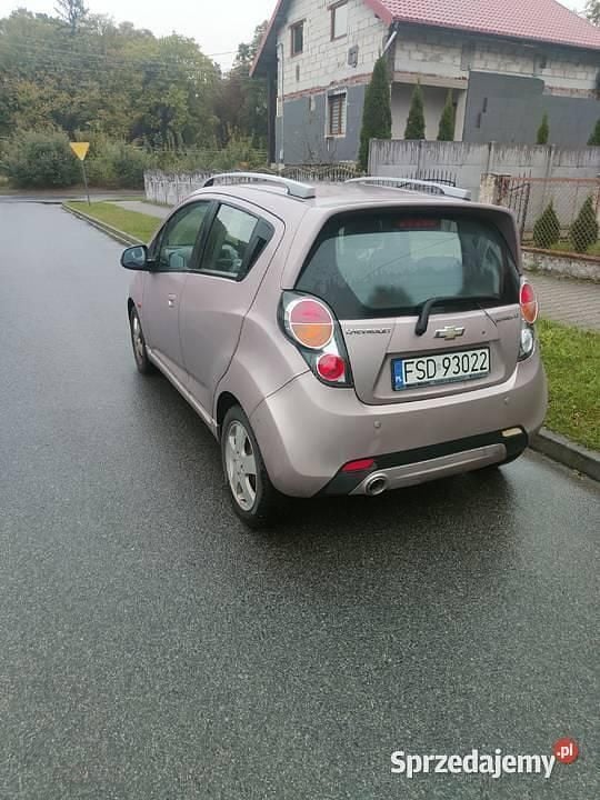 Używany Chevrolet Spark LT 82 KM (60 kW) 2011 Fioletowy Hatchback