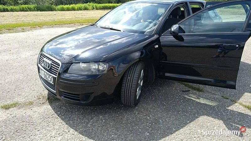 Czarny Używany 2005 Audi A3 Sedan/Limuzyna | 15 000 zł (Drogi) - Obraz 1/4
