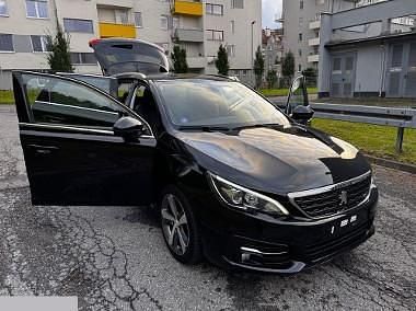 Używany Peugeot 308 Allure 2018 Kombi