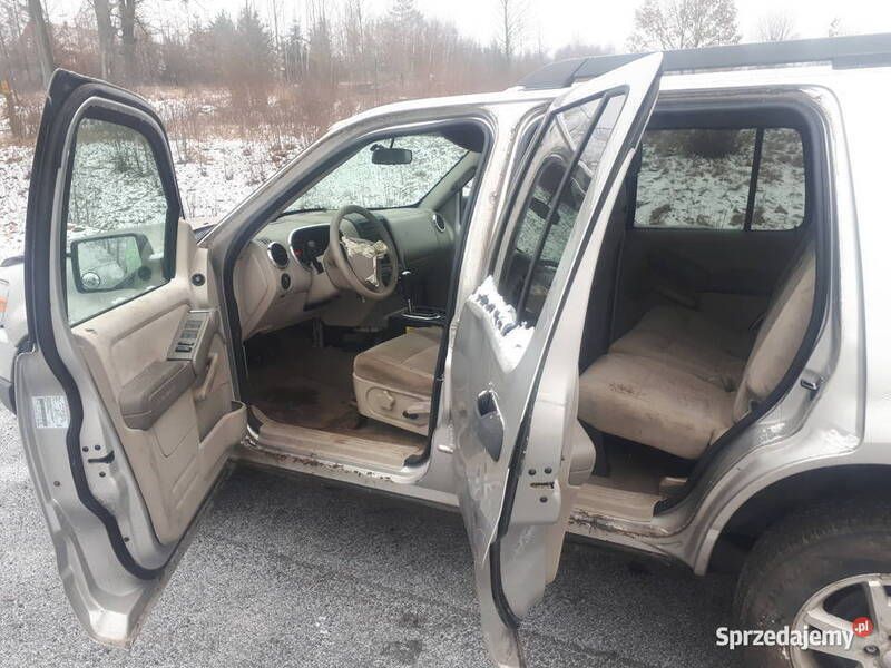 Używany Ford Explorer 2006 Żółty SUV