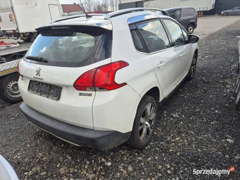 Używany 2016 Peugeot 2008 SUV | 13 900 zł (Super Cena) - Obraz 1/4