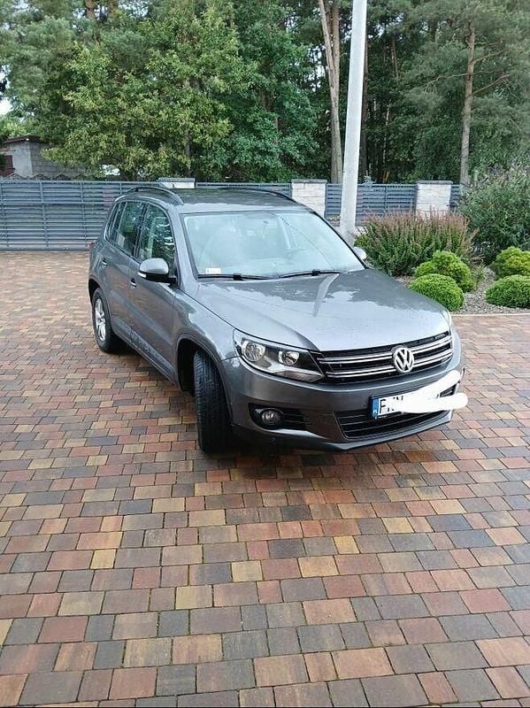 Szary Używany 2014 VW Tiguan SUV | 44 000 zł (Dobra cena) - Obraz 1/4