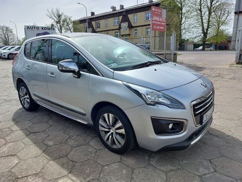 Srebrny Używany 2016 Peugeot 3008 Minivan | 35 000 zł (Super Cena) - Obraz 1/4