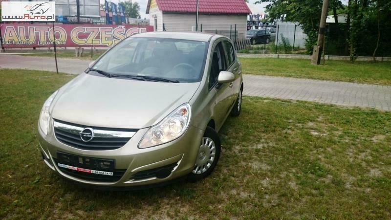 Złoty (metalik) Używany 2008 Opel Corsa Hatchback | 17 900 zł (Uczciwa cena) - Obraz 1/4