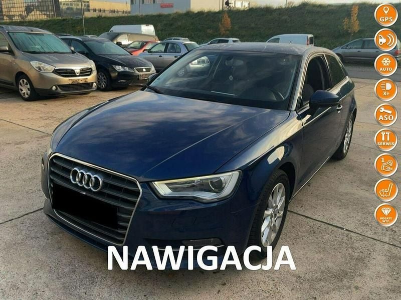 Niebieski Używany 2012 Audi A3 Ambition Hatchback | 33 999 zł - Obraz 1/4