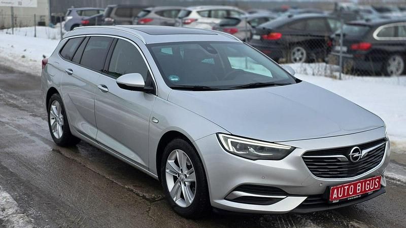 Używany Opel Insignia 170 KM (125 kW) 2020 Srebrny Kombi