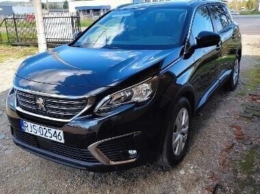 Czarny Używany 2018 Peugeot 5008 Minivan | 74 500 zł (Uczciwa cena) - Obraz 1/4