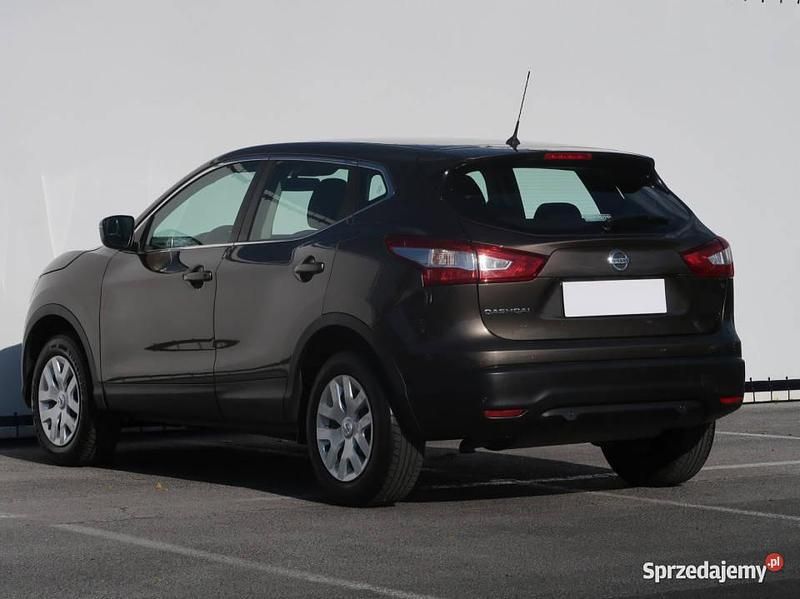 Używany Nissan Qashqai 2015 Brązowy SUV
