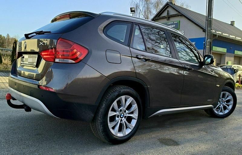 Używany BMW X1 177 KM (130 kW) 2010 Inny kolor SUV