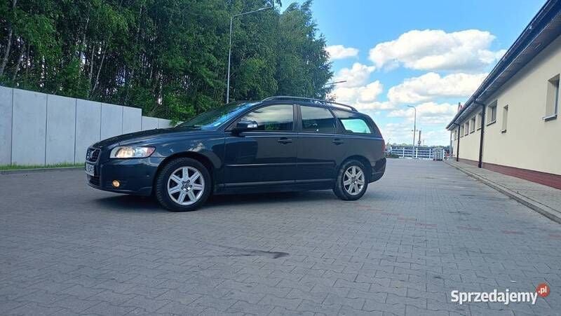 Grafitowy Używany 2009 Volvo V50 Kombi | 16 000 zł (Uczciwa cena) - Obraz 1/4
