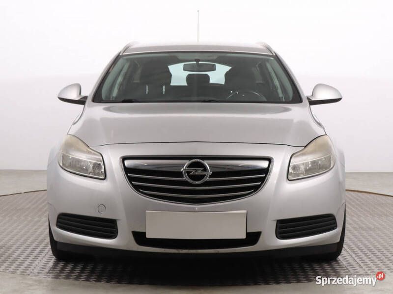 Srebrny Używany 2010 Opel Insignia Kombi | 9999 zł (Super Cena) - Obraz 1/4
