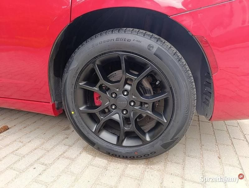Czerwony Używany 2016 Dodge Charger SXT Sedan/Limuzyna | 70 000 zł (Uczciwa cena) - Obraz 1/4