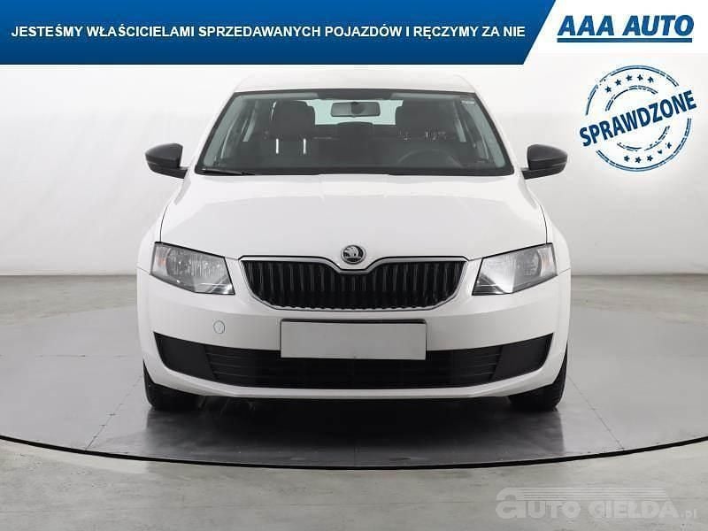 Używany Skoda Octavia 105 KM (77 kW) 2013 Biały