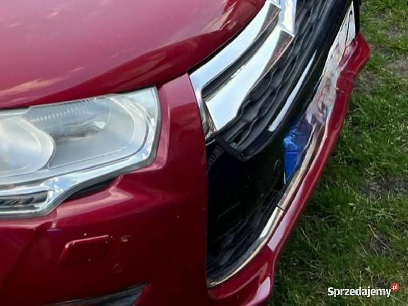 Używany Citroën DS4 120 KM (88 kW) 2013 Czerwony ciemny (metalik, perła) Hatchback