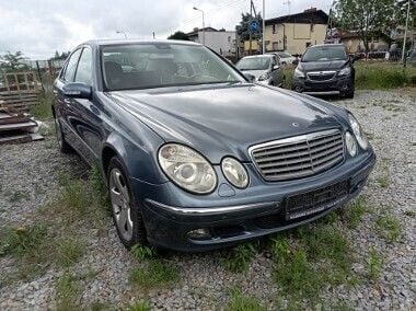 Niebieski Używany 2006 Mercedes E350 Avantgarde Sedan/Limuzyna | 19 900 zł - Obraz 1/4