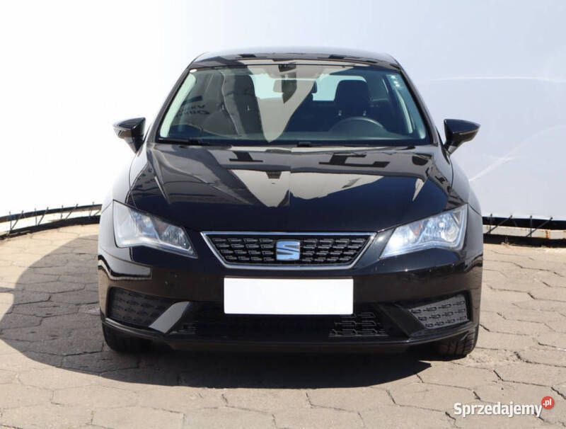 Czarny Używany 2018 Seat Leon Hatchback | 38 999 zł (Uczciwa cena) - Obraz 1/4