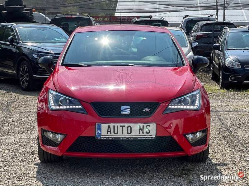 Czerwony Używany 2017 Seat Ibiza FR Hatchback | 35 900 zł (Dość drogi) - Obraz 1/4