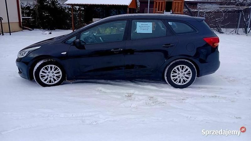Czarny Używany 2013 Kia Ceed Hatchback | 20 500 zł (Uczciwa cena) - Obraz 1/4