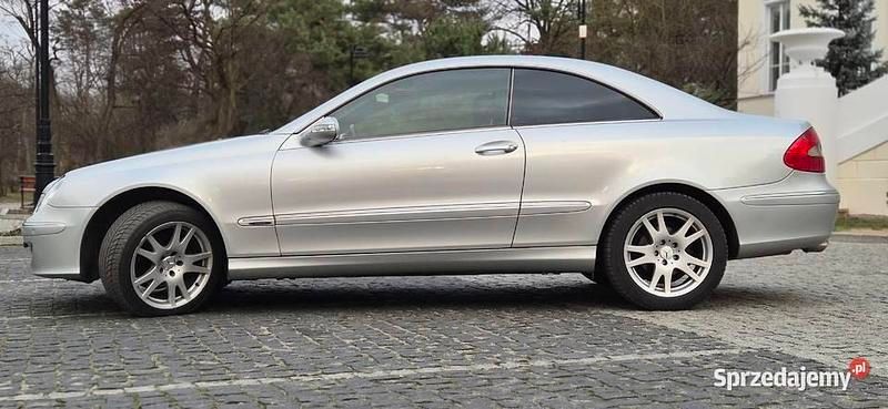 Używany Mercedes C200 Avantgarde 2006 Srebrny Coupe