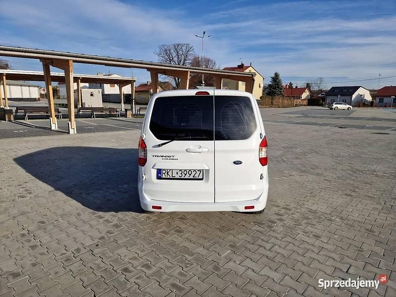 Używany Ford Tourneo Courier 2017 Minivan