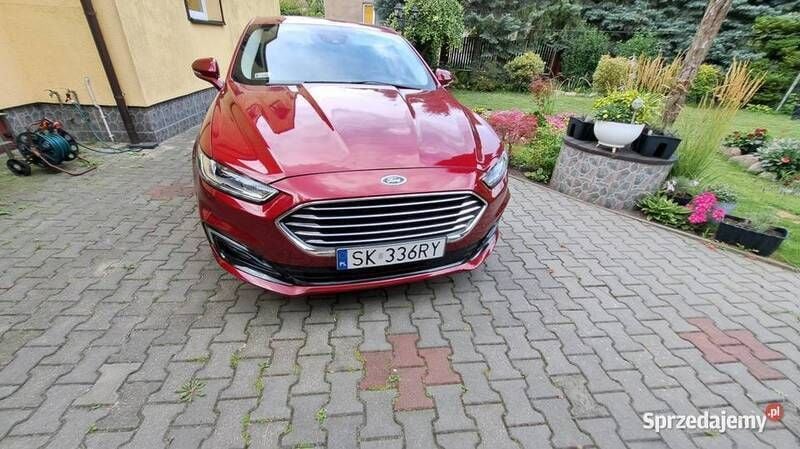 Używany Ford Mondeo Titanium 2019 Bordowy Hatchback