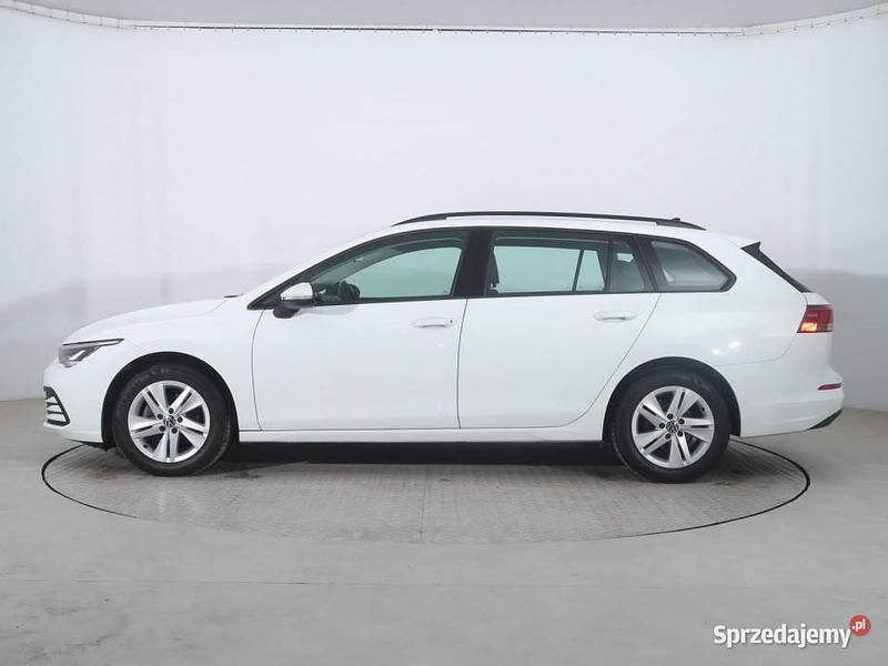 Używany VW Golf VIII 2021 Biały Kombi