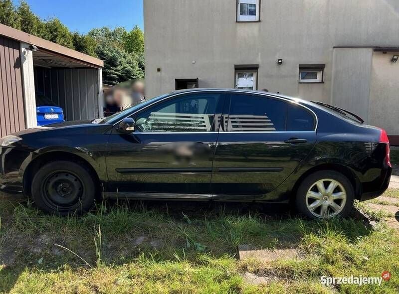 Używany Renault Laguna III 2010 Czarny Sedan/Limuzyna