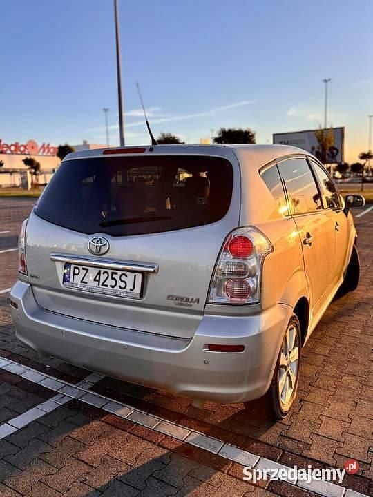 Używany Toyota Corolla Sol 2009 Sedan/Limuzyna