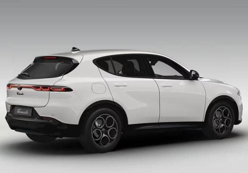 Nowe Alfa Romeo Tonale Sprint 175 KM (128 kW) 2026 Biały  bianco alfa SUV