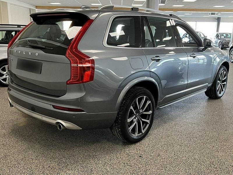 Używany Volvo XC90 235 KM (172 kW) 2018 Szary SUV