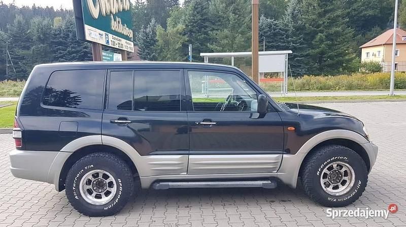 Używany Mitsubishi Pajero 2002 Czarny SUV