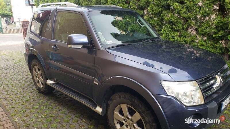 Granatowy Używany 2007 Mitsubishi Pajero SUV | 32 500 zł - Obraz 1/4